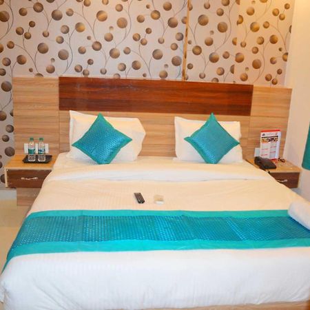 Hotel O Alpha Stay New Delhi Eksteriør bilde