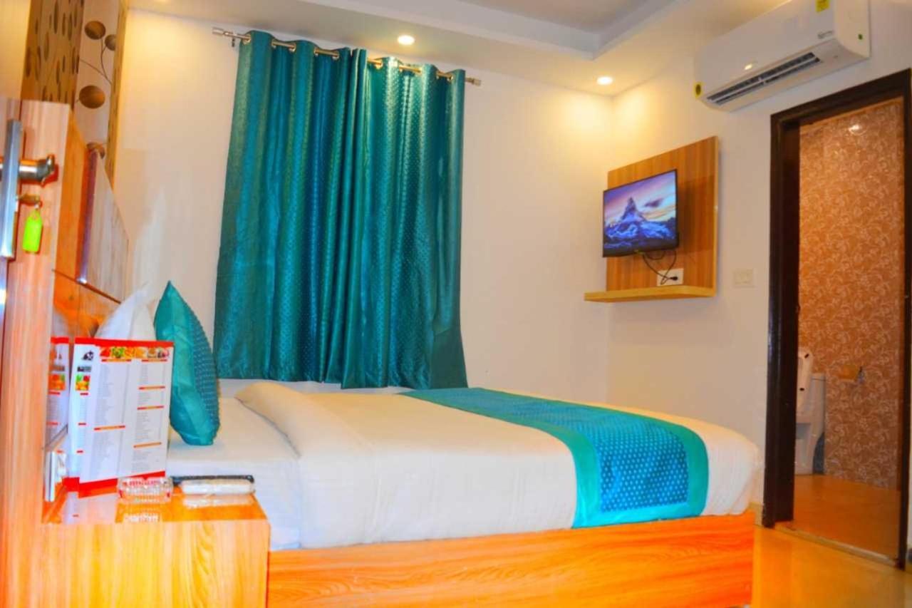 Hotel O Alpha Stay New Delhi Eksteriør bilde