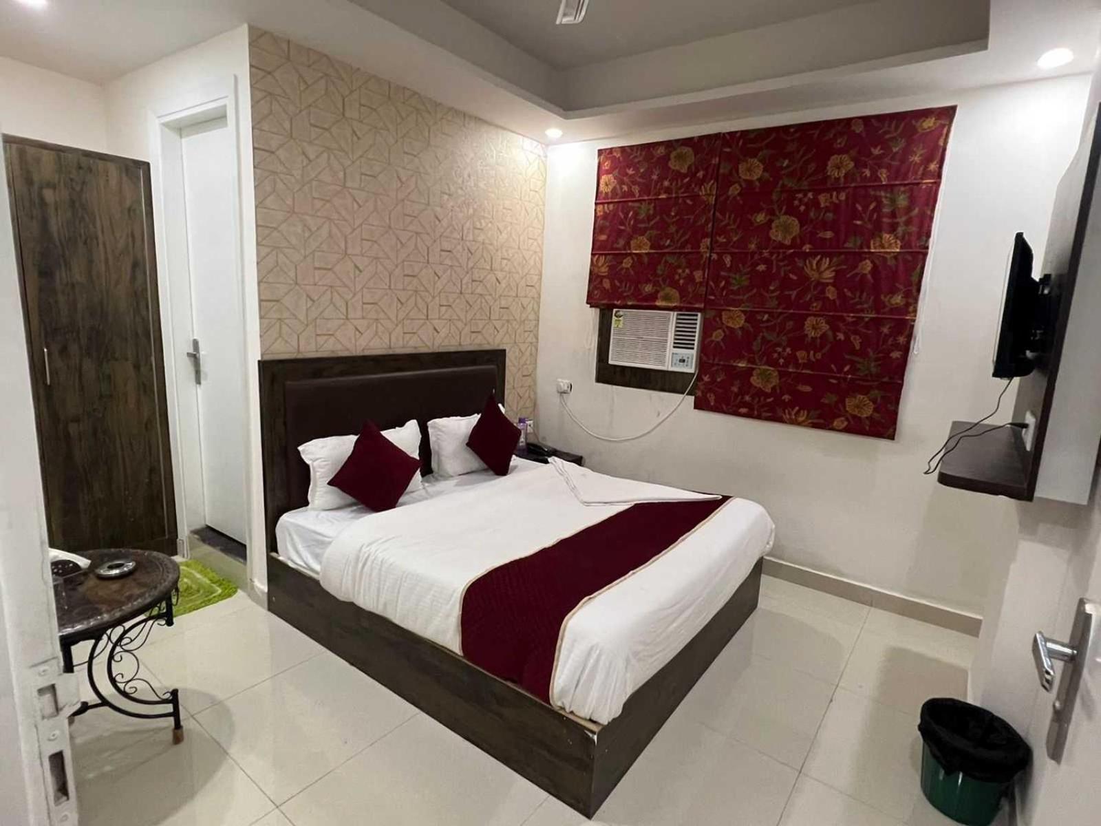Hotel O Alpha Stay New Delhi Eksteriør bilde